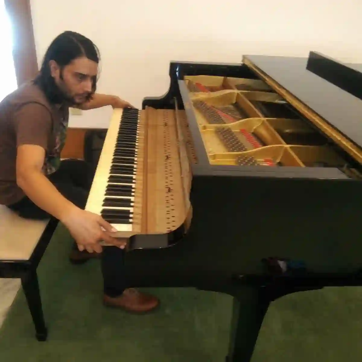 piano repair in delhi