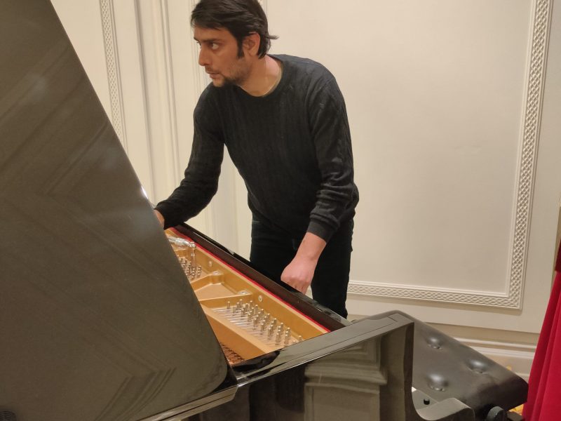 piano service in delhi near me